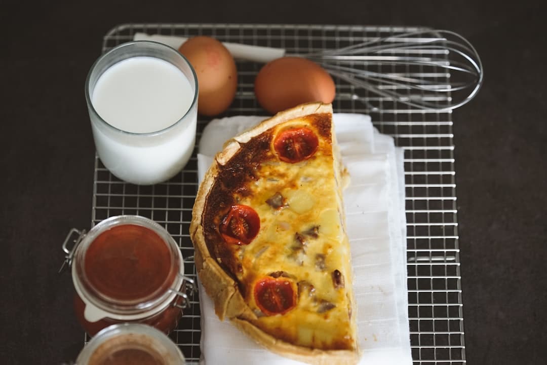 découvrez des recettes savoureuses de quiches, parfaites pour toutes les occasions. que ce soit pour un brunch, un dîner léger ou un pique-nique, apprenez à réaliser des quiches traditionnelles ou revisitées qui raviront vos convives.