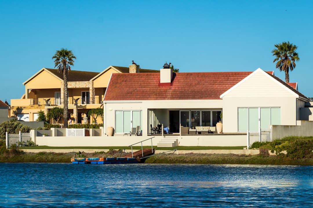 découvrez votre maison de vacances idéale, un havre de paix où détente et aventure s'entremêlent. profitez de moments inoubliables en famille ou entre amis dans un cadre enchanteur.