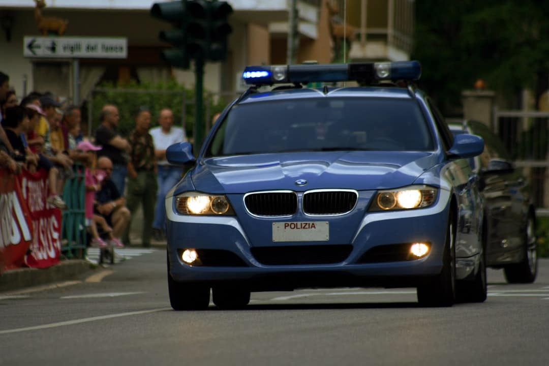 découvrez des conseils essentiels pour améliorer la sécurité routière, prévenir les accidents et protéger tous les usagers de la route. apprenez comment agir de manière responsable en tant que conducteur, piéton ou cycliste.