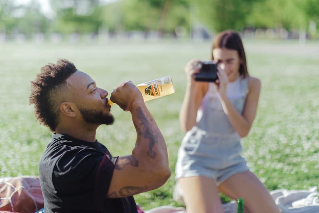 profitez d'un moment de détente en pleine nature avec un pique-nique. découvrez nos conseils pour organiser la sortie parfaite, des recettes savoureuses, et des idées de lieux idéaux pour savourer un repas en plein air.