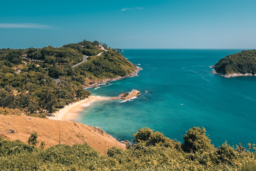 découvrez les plages de rêve qui font rêver les voyageurs du monde entier. sable blanc, eaux cristallines et paysages à couper le souffle vous attendent. plongez dans un voyage paradisiaque pour des vacances inoubliables.